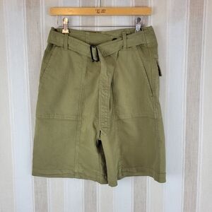 NEW Zara High Waisted Bermuda‎ Shorts Crossover Waist Green Size Small